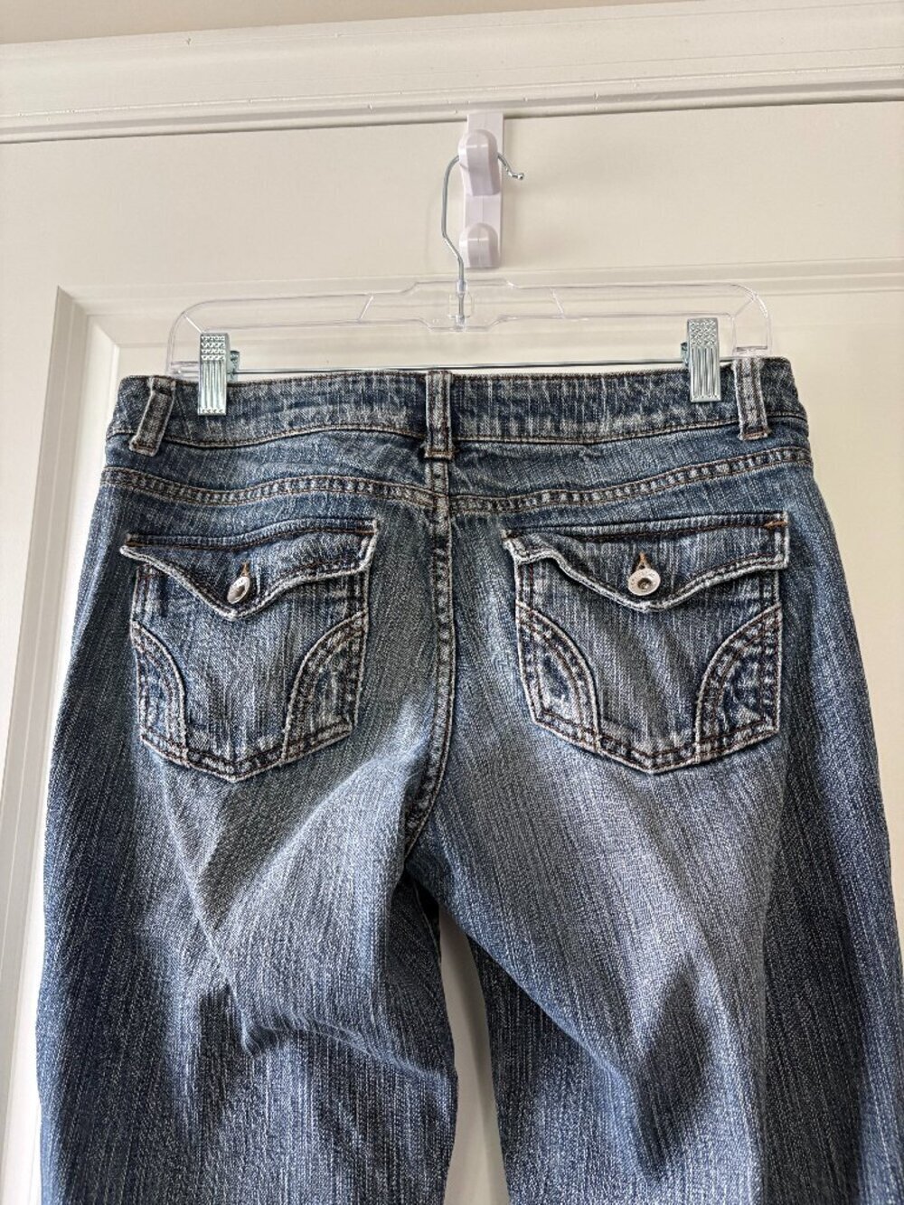 DKNY Jeans Chelsea Wash East Village Bootcut Y2K Pants Size 8 - Picture 3 of 7